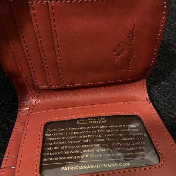 Patricia Nash Iberia Tropical dreams leather multi wallet - Picture 6 of 8